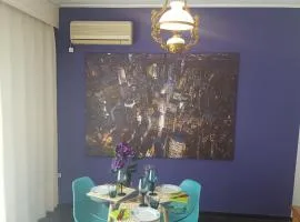 Superb Athenian Nest