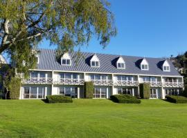 Admirals Motor Inn, self catering accommodation in Nelson