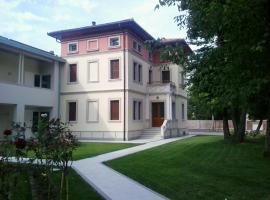 Villa delle Rose – hotel w mieście Portogruaro