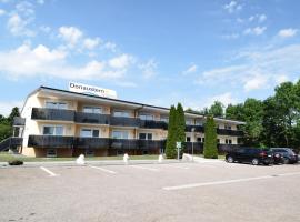 Zemu izmaksu kategorijas viesnīca Aparthotel Donaustern pilsētā Asbach-Bäumenheim