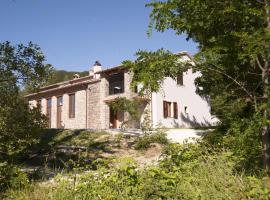 Mazzamurello, hotel a Caldarola