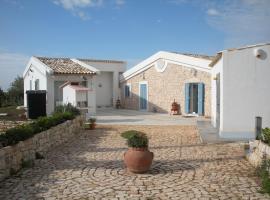 Casa vacanze La Meridiana, hotel v destinaci Donnalucata