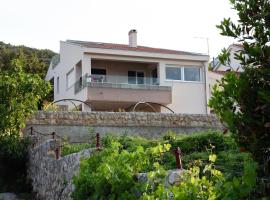 Holiday House Sea&Mountain, hotel a Vinjerac (Castel Venier)