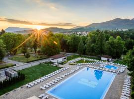 SPA Hotel Medicus, hotel with pools in Varshets