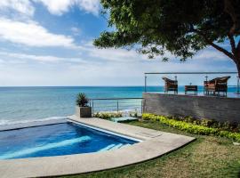 Hotel Vistalmar, hotel di Manta