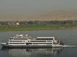 M/Y Alexander The Great Nile Cruise - 4 Nights Every Monday From Luxor - 3 Nights Every Friday from Aswan, hotel blizu znamenitosti Al Baghdādī, Luksor