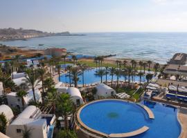 Pangea Beach Resort, complexe hôtelier à Jieh