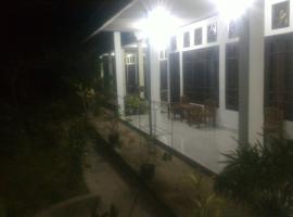 Bintang Wisata Riung, guest house in Riung