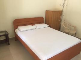 Palm Grove Service Villa, hotel blizu znamenitosti Tržni centar Lulu Mall, Kočin