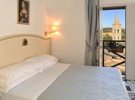 Hotel Raffaello - Self Check-in Free, hotel di Urbino