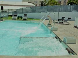 Deluxe Hostels & Suites Merida, pensionat i Mérida