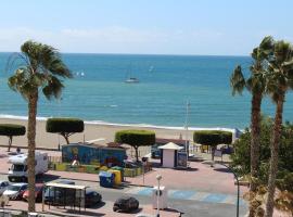 Playa Viginia, hotel pantai di Malaga