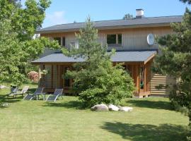 Kibuvitsa Holiday House, βίλα σε Muratsi