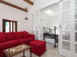 Mareblu seaview apartment by Irundo