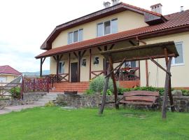 Panorama Townhouse, appartement à Polyana