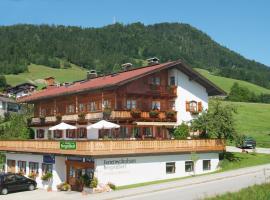 Gästehaus Bergstüberl, hotell i Reit im Winkl