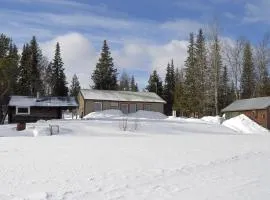Lakeside House in Lapland