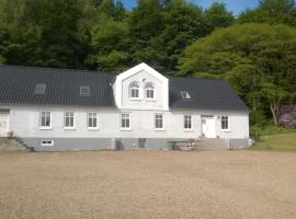 Moselundgaard B/B og Hestehotel, bed & breakfast a Engesvang