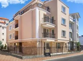 Feniks Apartments
