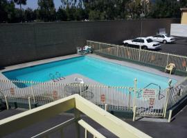 Riviera Motel: Anaheim'da bir motel