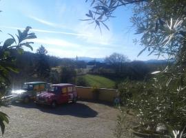 Maison Fleurie, hotel v destinaci Aubertin
