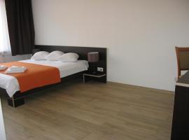 Hotel Dobele, hotell i Dobele