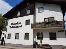 Helenental Pension & Apartments, hotel di Baden