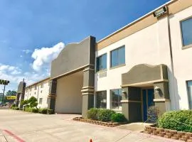 Knights Inn Longview