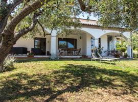 Villa il Poderino, hotel v destinaci Marina di Campo
