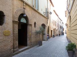 Hotel Palazzo Brunamonti, hotel en Bevagna