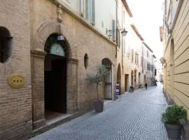 Palazzo Brunamonti Boutique Hotel