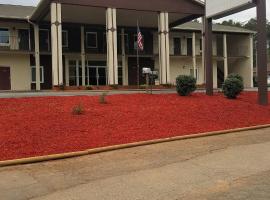 Days Inn & Suites, hotel v destinaci Forest City