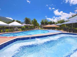 Finca Hotel Wayra Barbosa, hotel v destinaci Barbosa