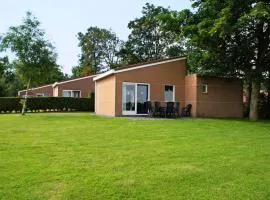 Chalet near Prinses Margriet Canal