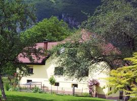 Apartments and rooms Oasis of peace, casa de hóspedes em Bovec