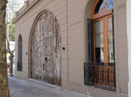 Las Glicinas Boutique Apartments，科洛尼亞－德爾薩克拉門托的自炊式住宿