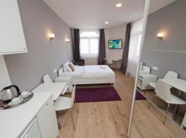Rozmaryn Rooms & Apartments, hotel v Rakovníku