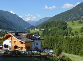 La Lum De Roisc, B&B in Soraga