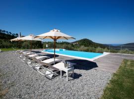 Appartamenti Borgo San Pietro, pet-friendly hotel in Deiva Marina