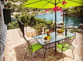 Alma Libre: Gaios şehrinde bir otel
