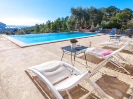 안드라이트에 위치한 수영장이 있는 호텔 Villa Finca Luisa para 6 con piscina y vista mar