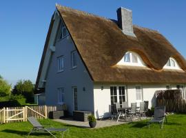 Reethaus Casa Baltica, pet-friendly hotel in Börgerende-Rethwisch