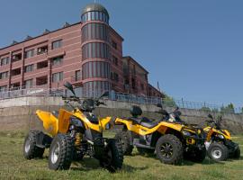 Prestige Hotel, hotel com piscinas em Belene