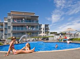 Ohope Beach Resort, serviced apartment in Ohope Beach