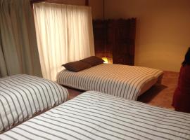 Share House on the Hill, self catering accommodation in Yokohama