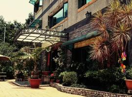 Viesnīca Xiang Ting pilsētā Puli, netālu no apskates objekta Guanyin Waterfall