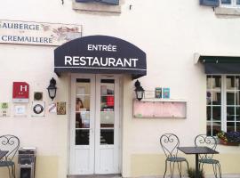 Logis Auberge La Cremaillere, hotel in Villandraut