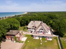 Romantik Hotel Fischerwiege, hotel in Ahrenshoop