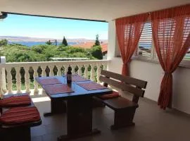 35 meters from sea Apartment Keser and House for rent