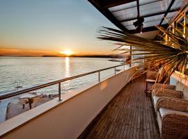 Hotel San Antonio, hotel v destinácii Podstrana